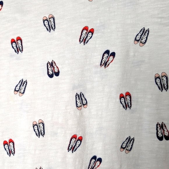 Boden Shoe Print T-shirt Size Large - Picture 2 of 8